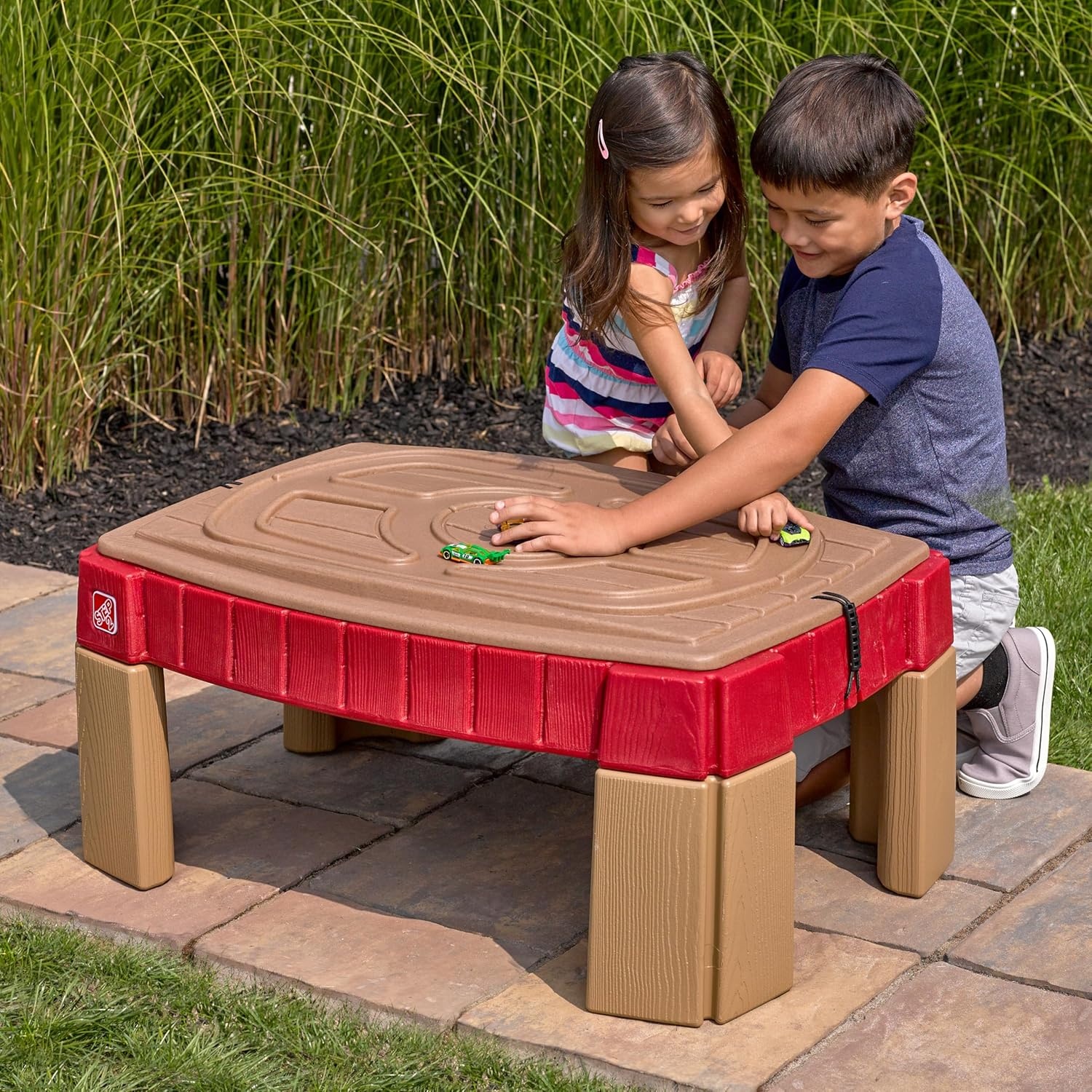 Step2 Naturally Playful Sand Table, Kids Sand Activity Sensory Table, 5 Piece Accessory Kit, Toddler Summer Outdoor Toys, 2+ Years Old
