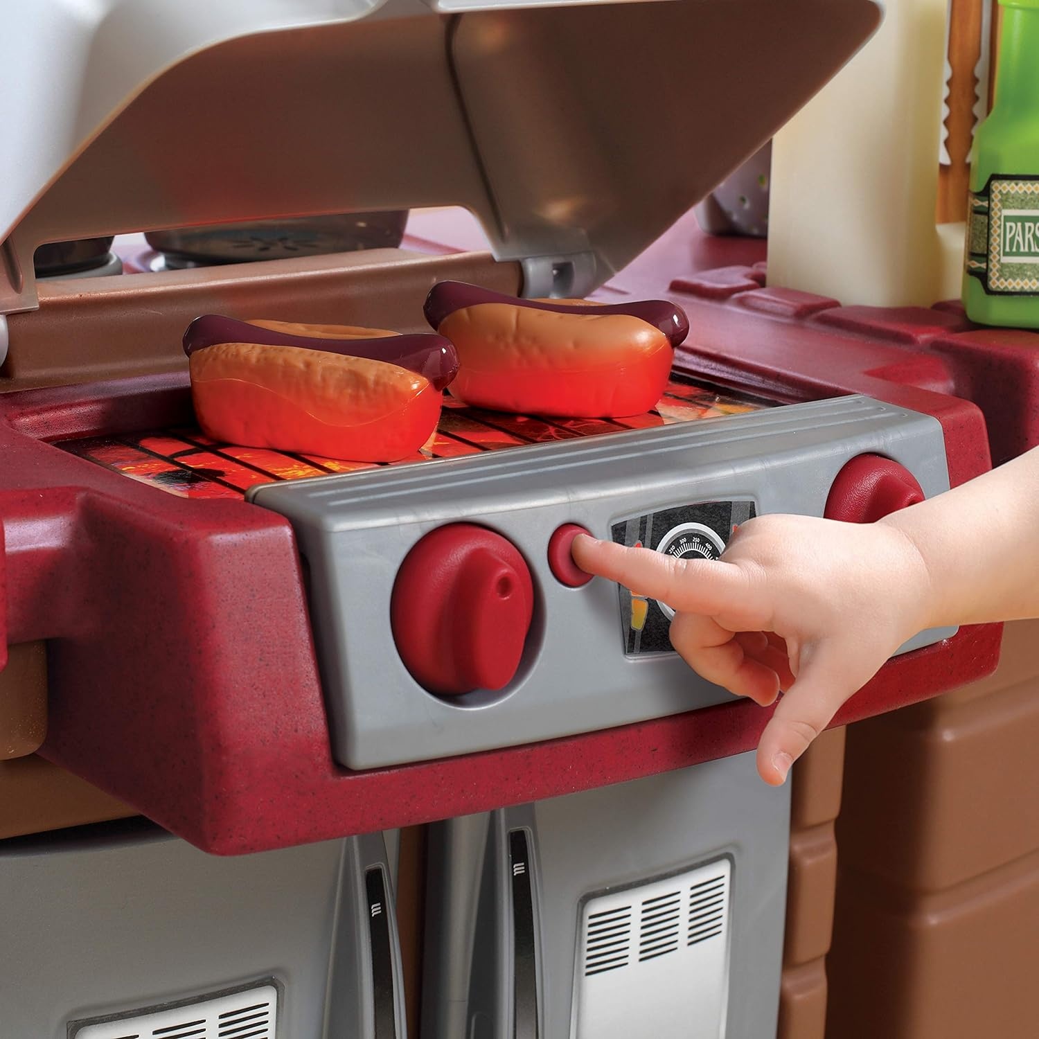 Step2 Grand Walk-In Kitchen & Grill Kids Playset, Indoor/Outdoor Kitchenette, Interactive Play with Lights and Sounds, Durable Plastic, 103 Piece Toy Accessories, Toddlers 2+ Years Old, Brown/Tan(Brown & Tan)