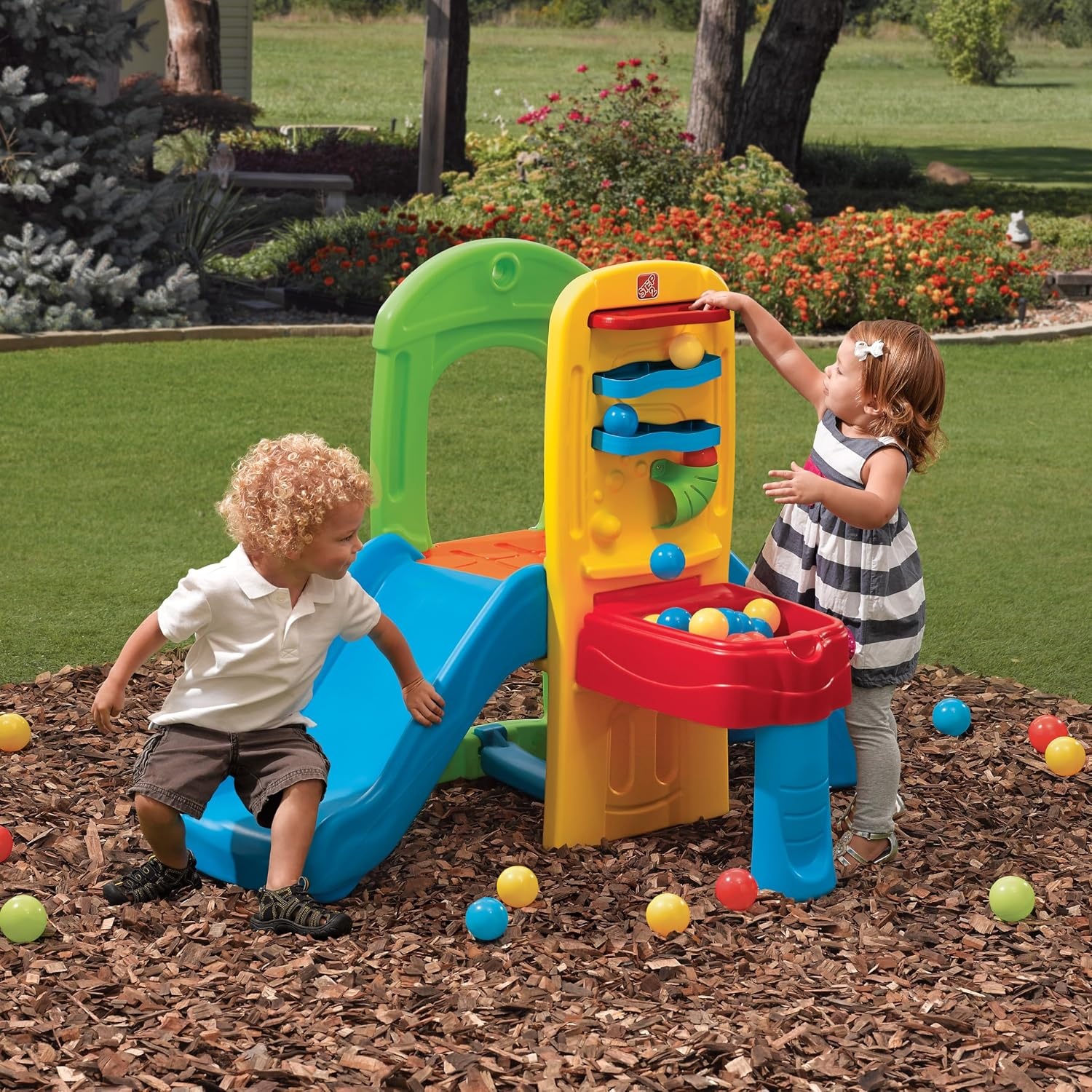 Step2 Play Ball Fun Climber, Kids Outdoor/Indoor Playset, Backyard Playground Set, Slide, Ladder, Ball Drop Maze, Outside Jungle Gym, For Toddlers 1.5+ Years Old(Ball Fun Climber)