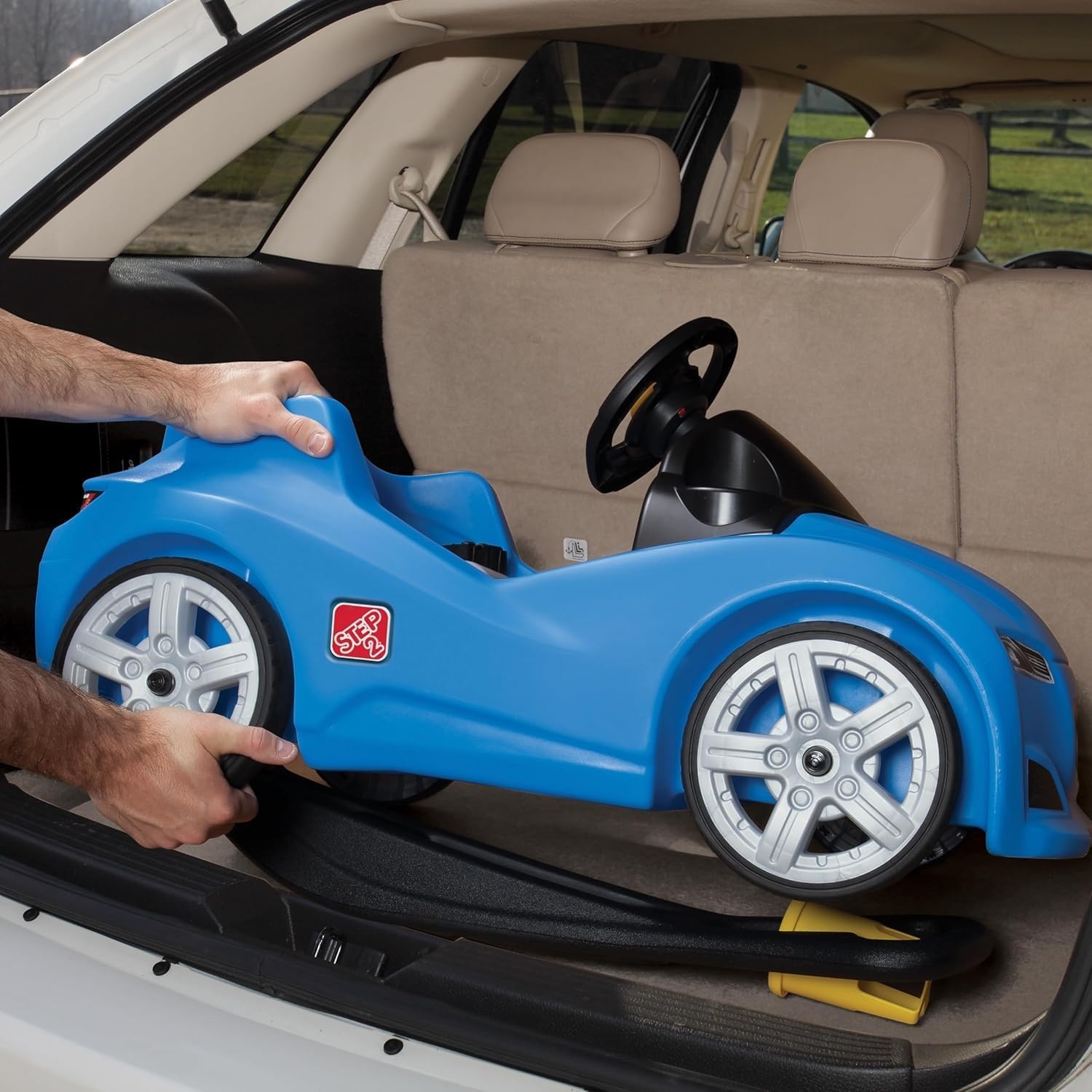 Step2 Whisper Ride Cruiser Kids Push Car, Ride On Toy, Stroller Substitute, Includes Seat Belt & Horn, Made of Durable Plastic, Max Weight 50 lbs., For Toddlers 1.5-4 Years Old, Pink(Blue)