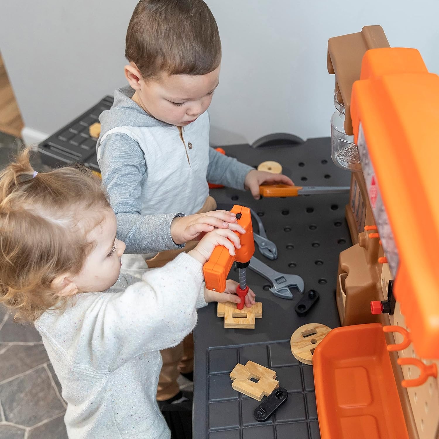 Step2 Pro Play Kids Workshop with Utility Bench, Indoor/Outdoor Tool Bench for Children, Interactive Play with Sounds, Made of Durable Plastic, Includes 76 Piece Toy Accessories, Toddlers 3+ Years Old