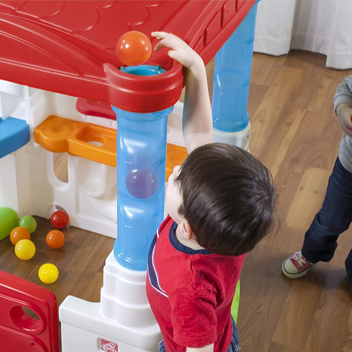 Step2 Crazy Maze Toddler Ball Pit, Kids Playhouse, Indoor/Outdoor Playset, Interactive Play with Sounds, Includes 20 Colorful Balls, Made of Durable Plastic, For Toddlers 1.5+ Years Old(Red Roof)