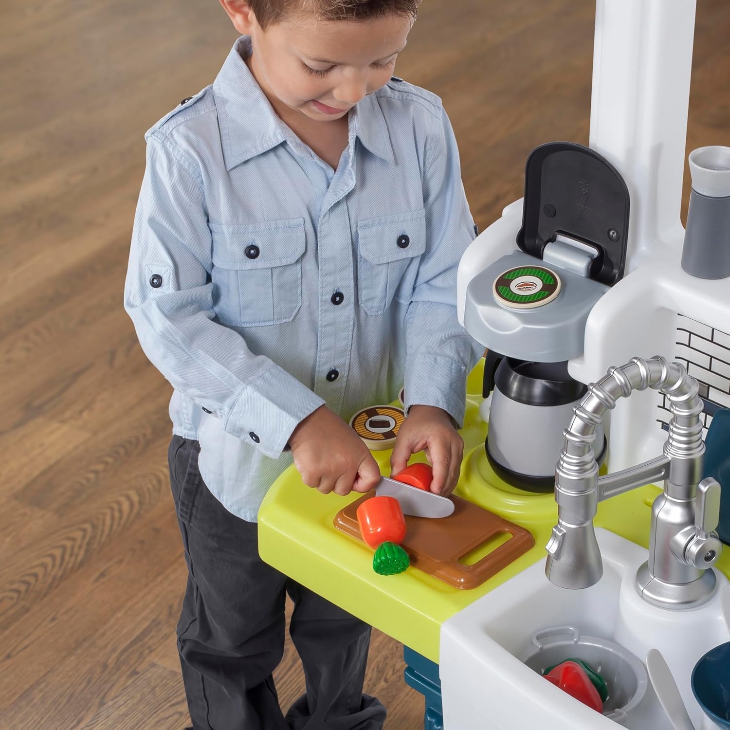 Step2 Elegant Edge Kids Kitchen Playset, Indoor/Outdoor Kitchenette, Interactive Play with Lights and Sounds, Made of Durable Plastic, Includes 78 Piece Toy Accessories, For Toddlers 3+ Years Old(Kitchen Set)