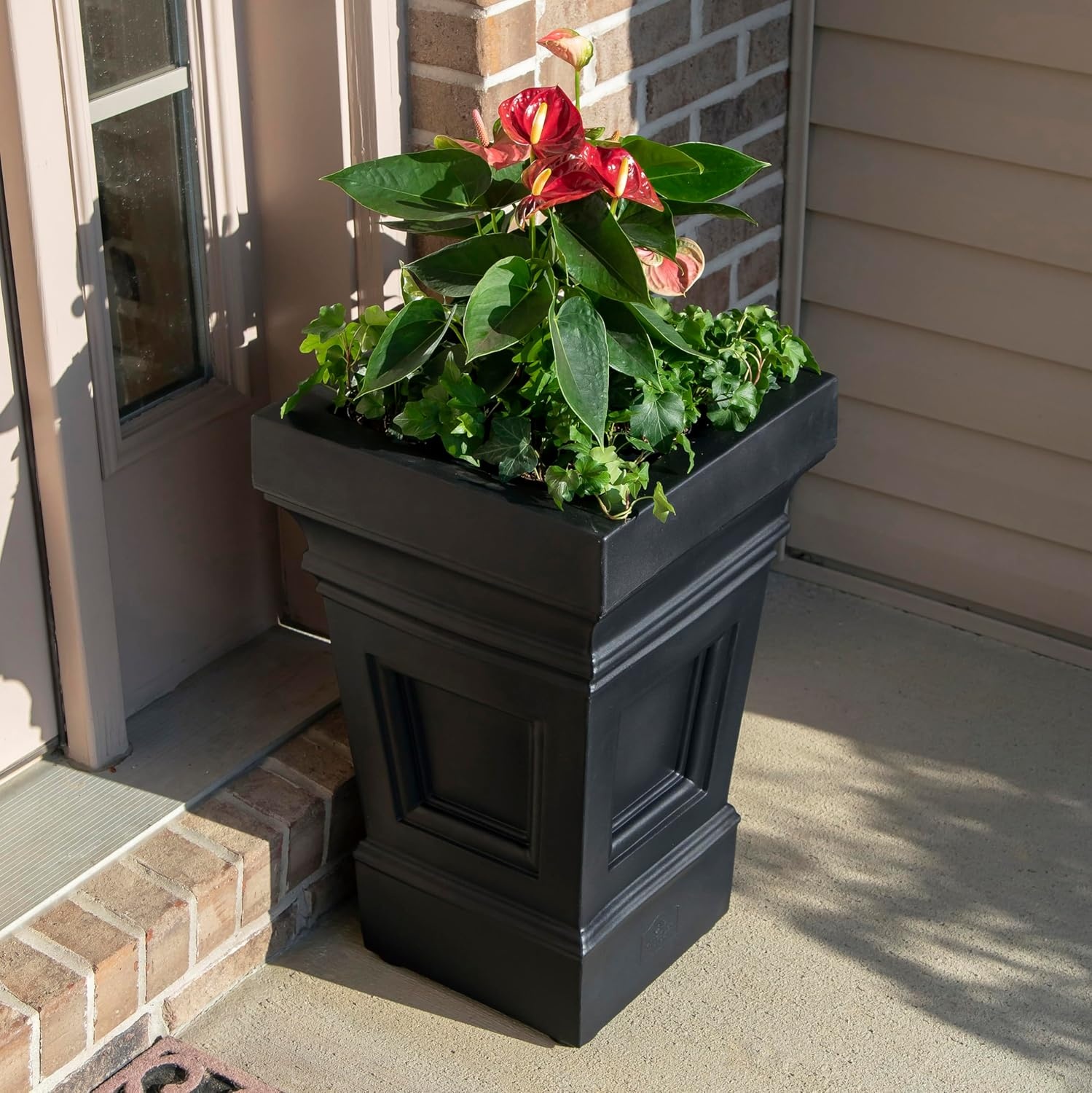Step2 Atherton Square Planter, Large Planters for Outdoor Plants, Gardening and Flower Pot for Patio or Porch, Efficient Drainage, Durable Plastic, Classic White(Onyx Black)