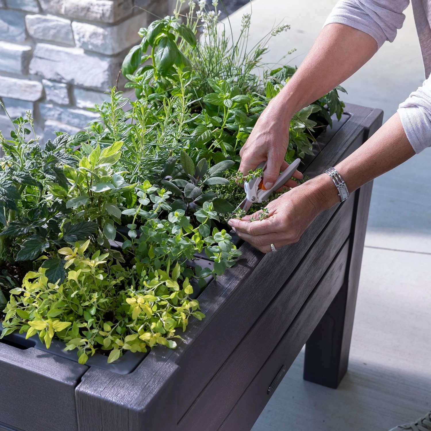 Step2 Lakewood Raised Planter Box, Large Planters for Outdoor Plants, Gardening and Flower Pot for Patio or Porch, Easy Drainage, Durable Plastic, Dark Cedar(Dark Cedar)