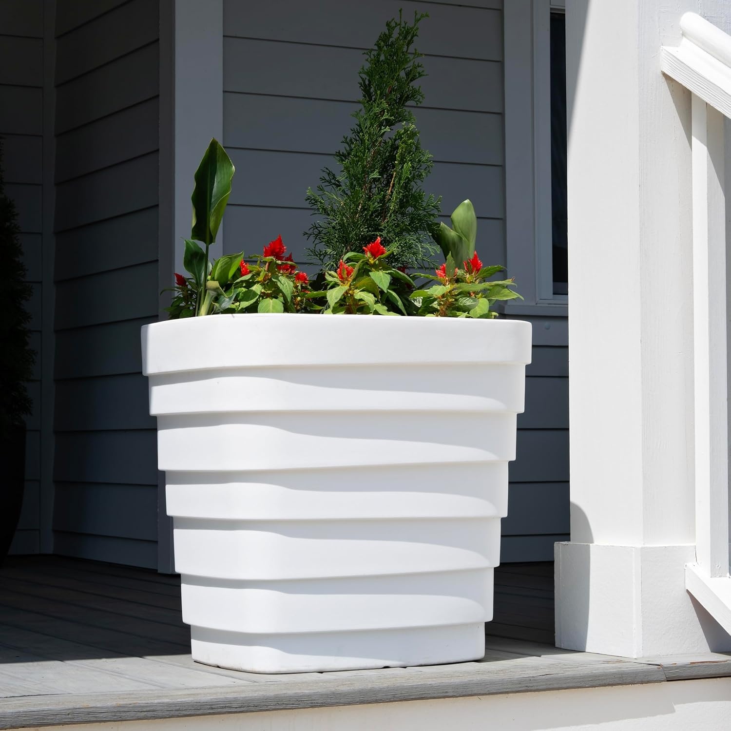 Step2 Wave 20×24 Planter, Large Planters for Outdoor Plants, Gardening and Flower Pot for Patio or Porch, Efficient Drainage, Durable Plastic, Black, 2-Pack(White)